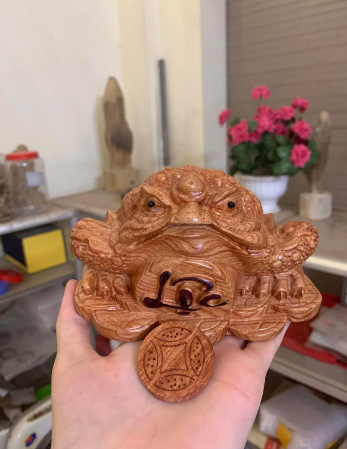 Phong thủy và cách đặt tượng Thiềm Thừ.png